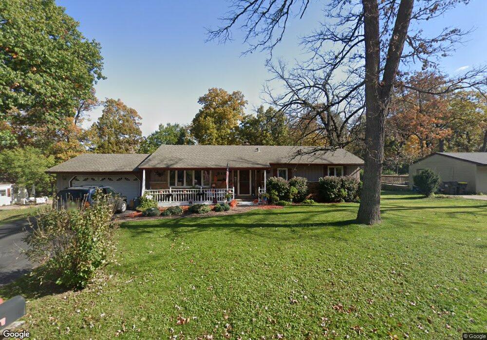 312 Locust St, Lake In the Hills, IL 60156 - photo 1