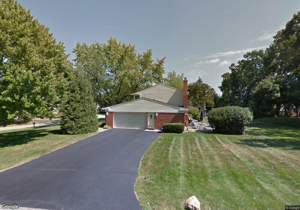 2780 Brady Ln, Bloomfield Hills, MI 48304 - photo 1