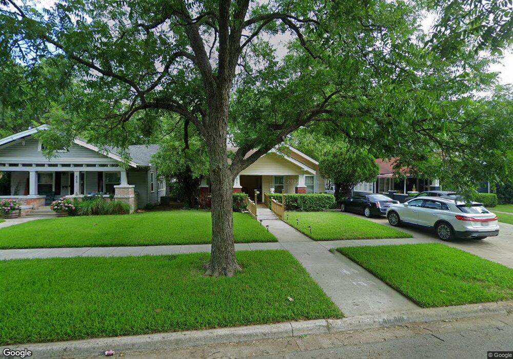 810 Bixby St, Ardmore, OK 73401 - photo 1