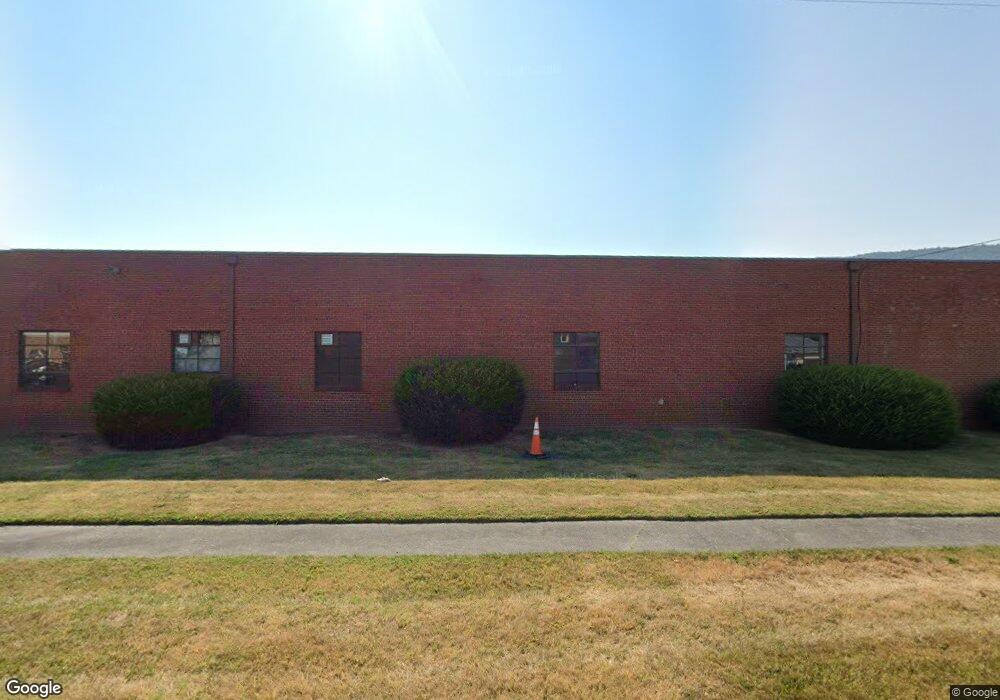 407 Aileen Ave, Strasburg, VA 22657 - photo 1