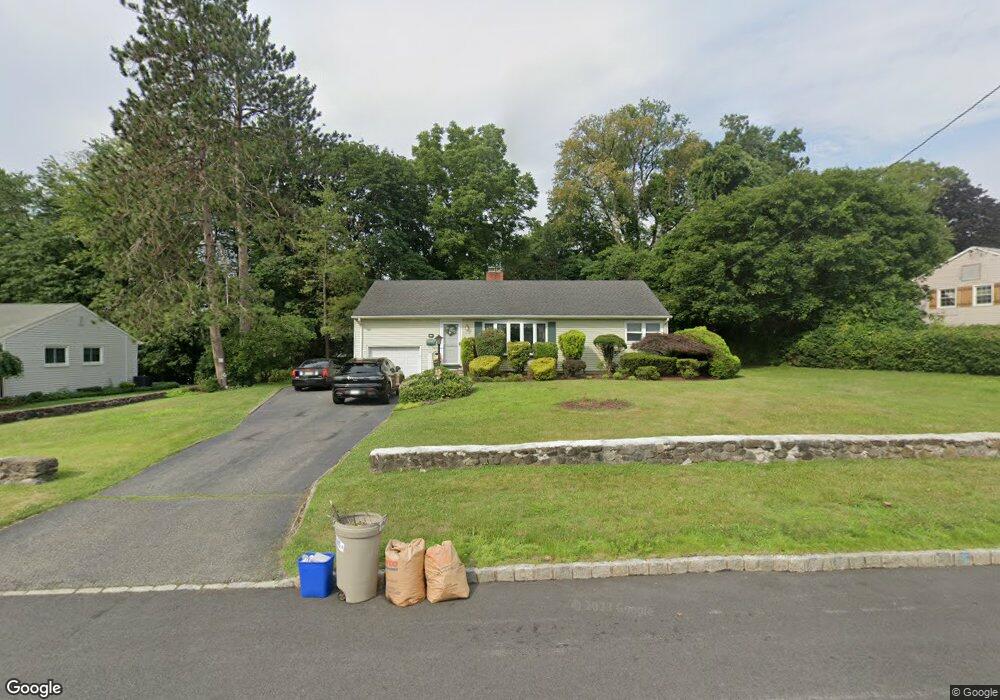 68 Crestview Dr, Parsippany, NJ 07054 - photo 1