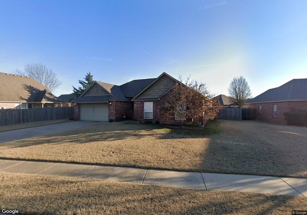 1028 E 146th St, Glenpool, OK 74033 - photo 1