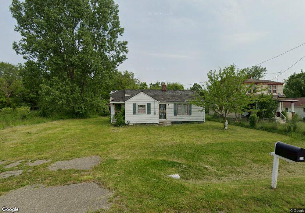 1051 E Harvard Ave, Flint, MI 48505 - photo 1