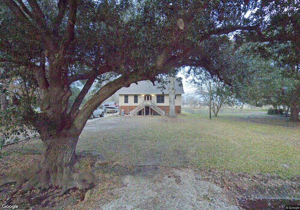 5813 Lee Station Rd, New Iberia, LA 70560 - photo 1