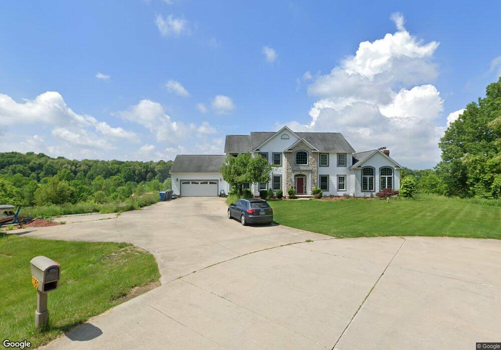 1360 Maple Grove Cir, New Franklin, OH 44216 - photo 1