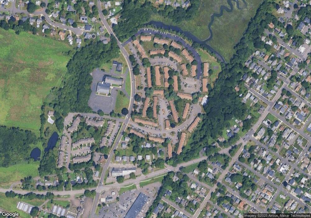 34 Salem Walk, Milford, CT 06460 - photo 1