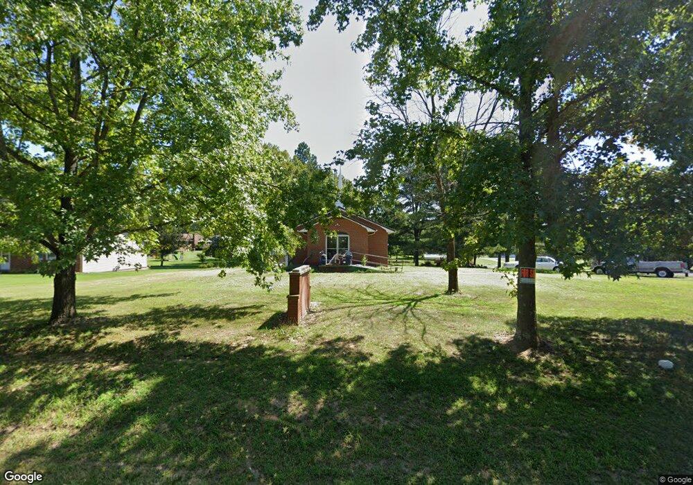 525 Lovers Ln, Harrisburg, IL 62946 - photo 1