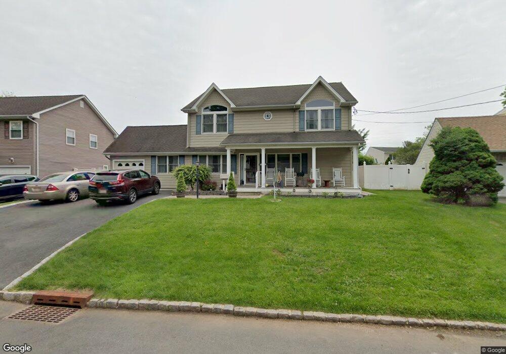 327 West Ln, Clark, NJ 07066 - photo 1
