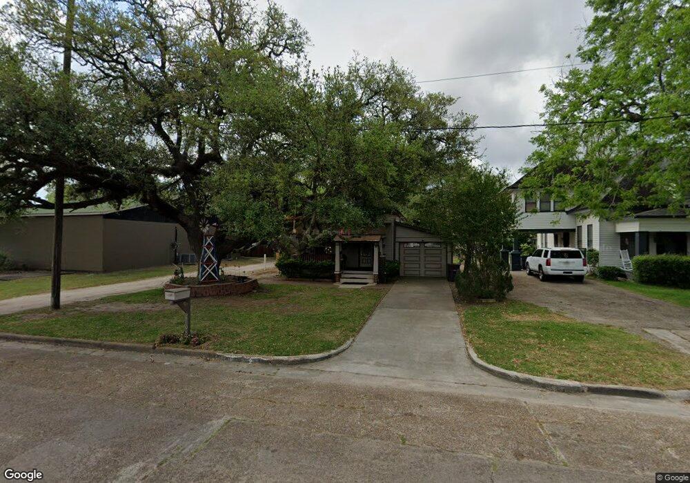 2108 4th St, Bay City, TX 77414 - photo 1