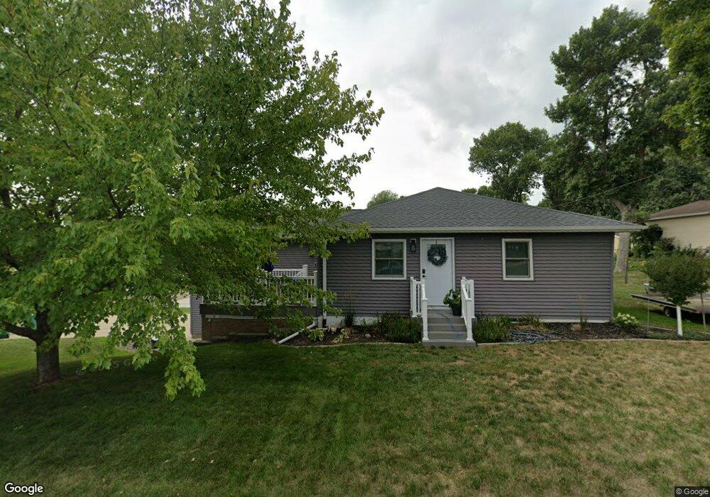 102 North Shore Ave, Albert Lea, MN 56007 - photo 1