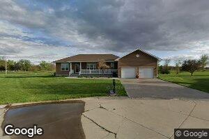 1295 Quail Ridge Cir, Clay Center, NE 68933