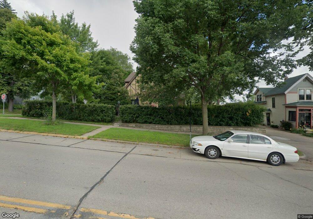 526 W 7th St, Red Wing, MN 55066 - photo 1