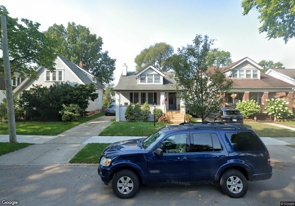 1221 Beaconsfield Ave, Grosse Pointe Park, MI 48230 - photo 1