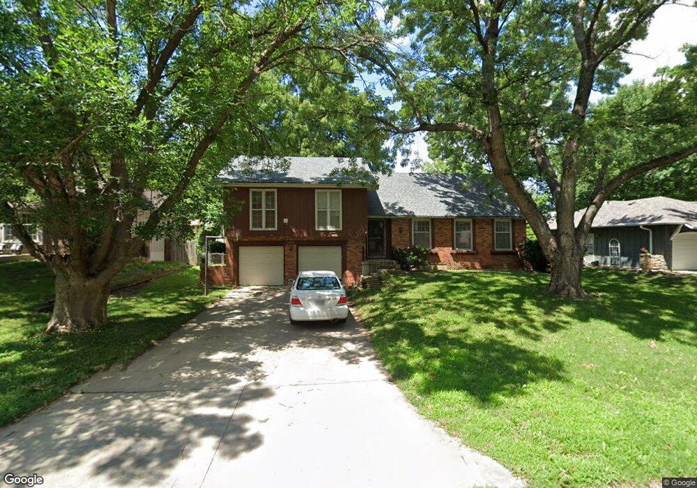 11414 W 71st St, Shawnee, KS 66203 - photo 1