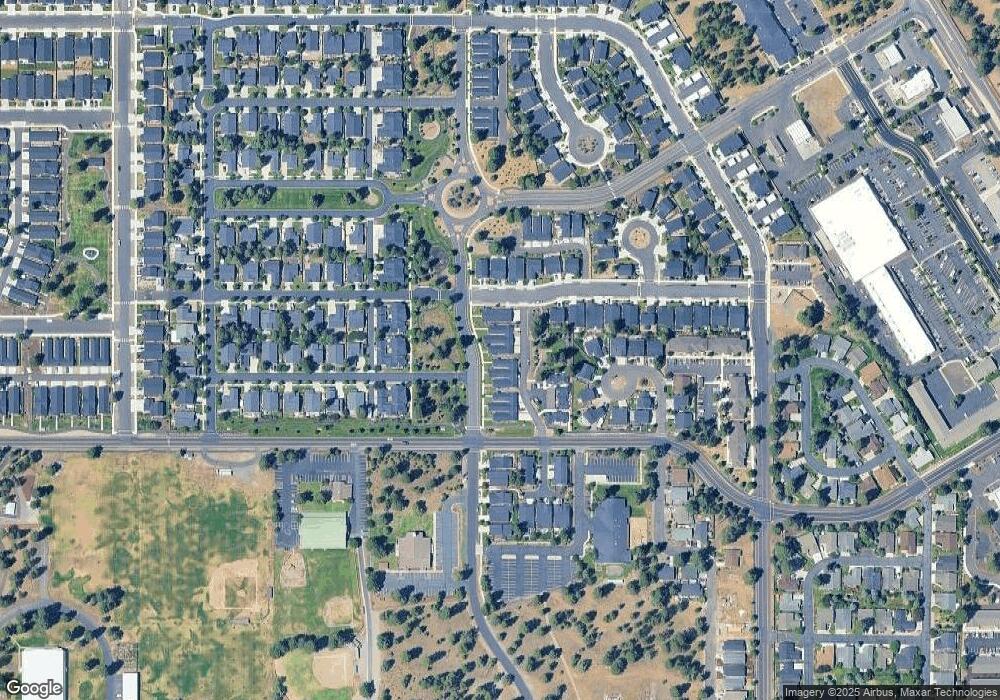 622 N Trinity Way, Sisters, OR 97759 - photo 1