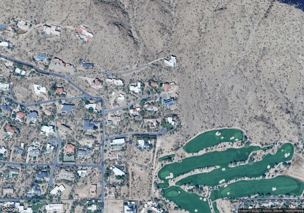 5641 E Wonderview Rd, Phoenix, AZ 85018 - photo 1