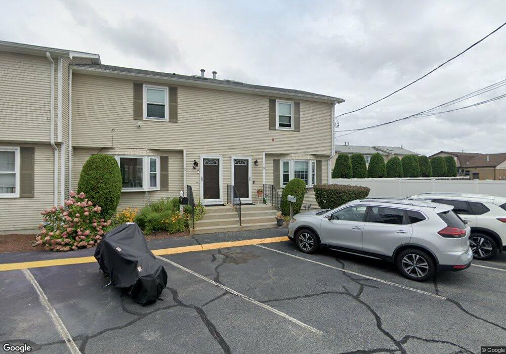17 Falcon Ave unit 5, Warwick, RI 02888 - photo 1