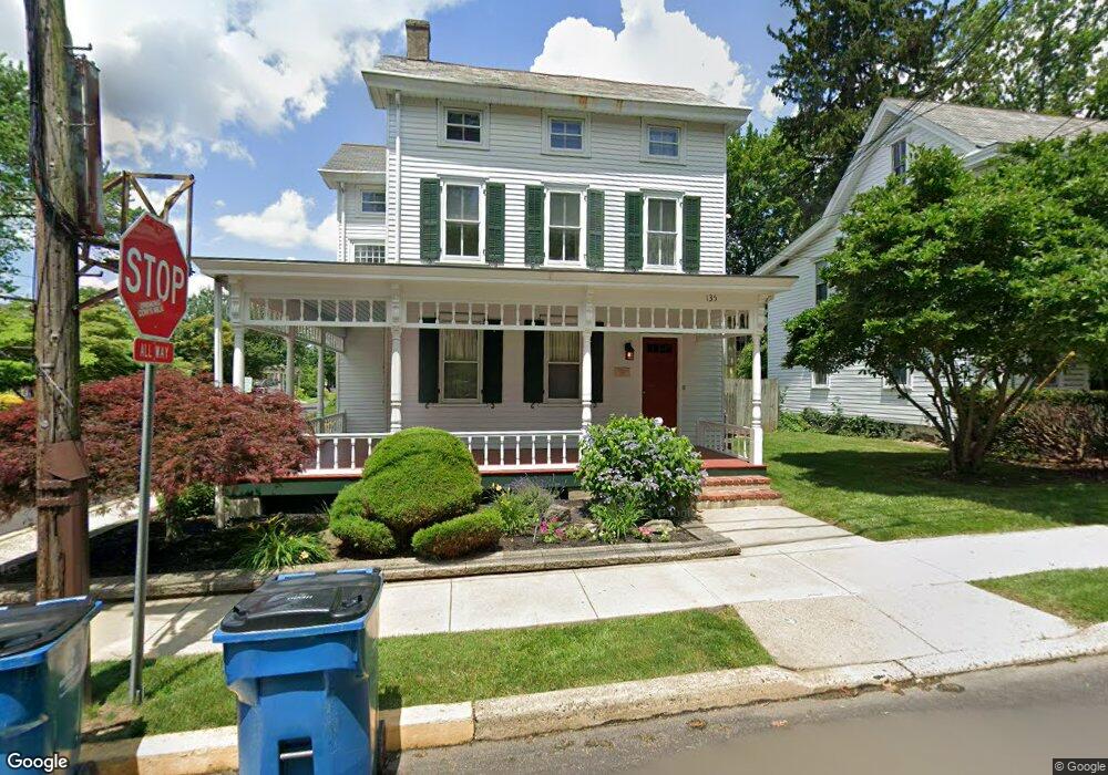 135 W Oakland Ave unit 2, Doylestown, PA 18901 - photo 1