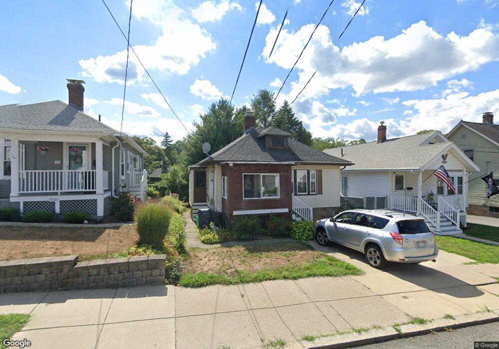 718 Lagrange St, West Roxbury, MA 02132 - photo 1