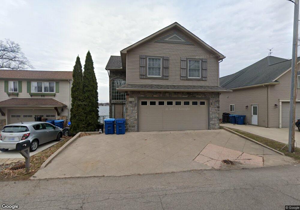 13301 Lake Shore Dr, Fenton, MI 48430 - photo 1