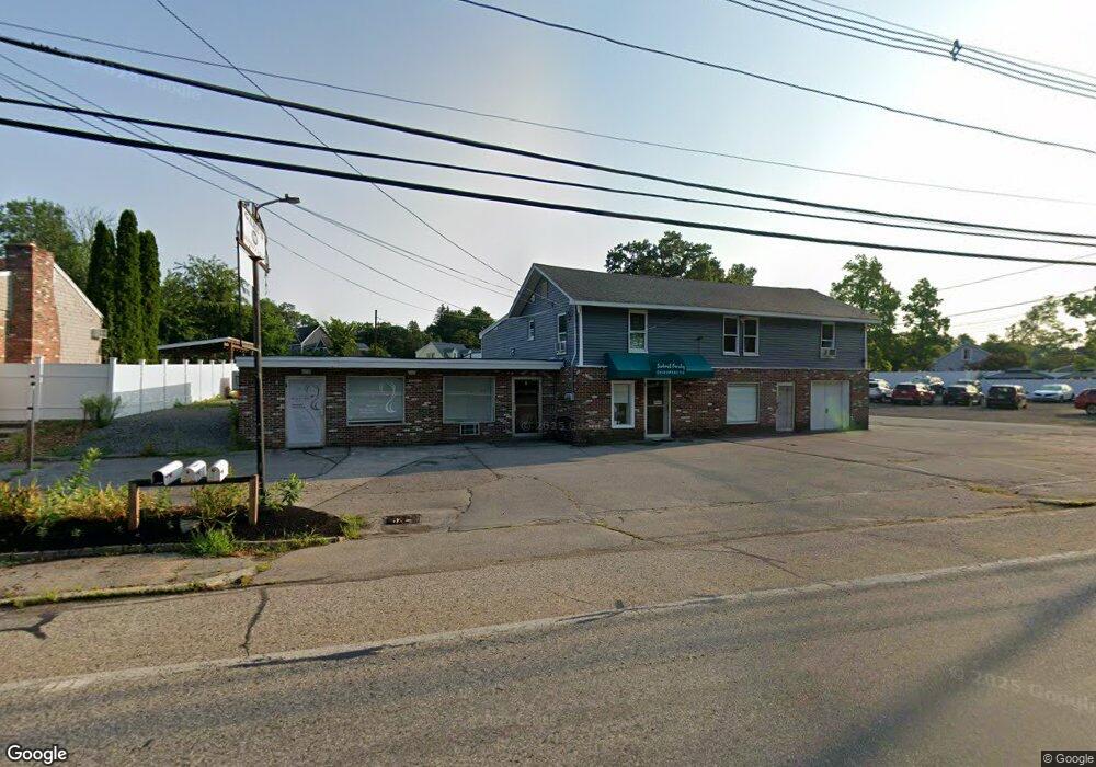 718 Merrimack Ave unit 2, Dracut, MA 01826 - photo 1