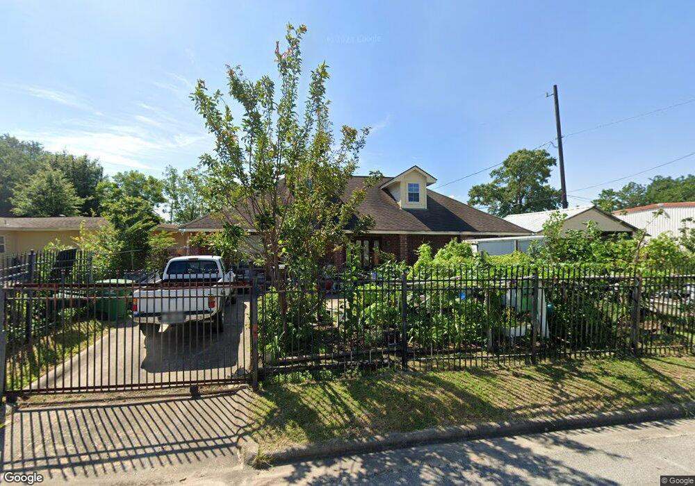 7352 Joplin St, Houston, TX 77087 - photo 1