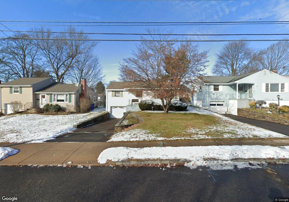 40 Clarendon Ave, West Hartford, CT 06110 - photo 1