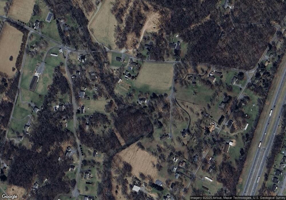 64 Thicket Ln, Bunker Hill, WV 25413 - photo 1