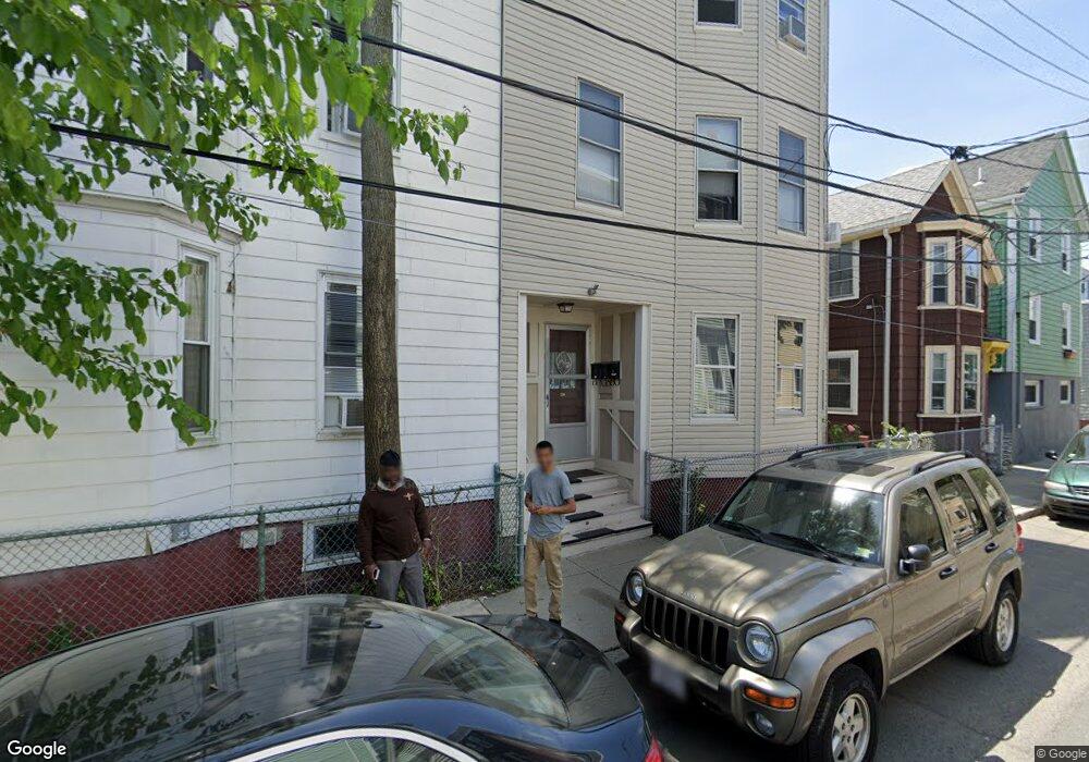 38 Jefferson St unit 3, Cambridge, MA 02141 - photo 1