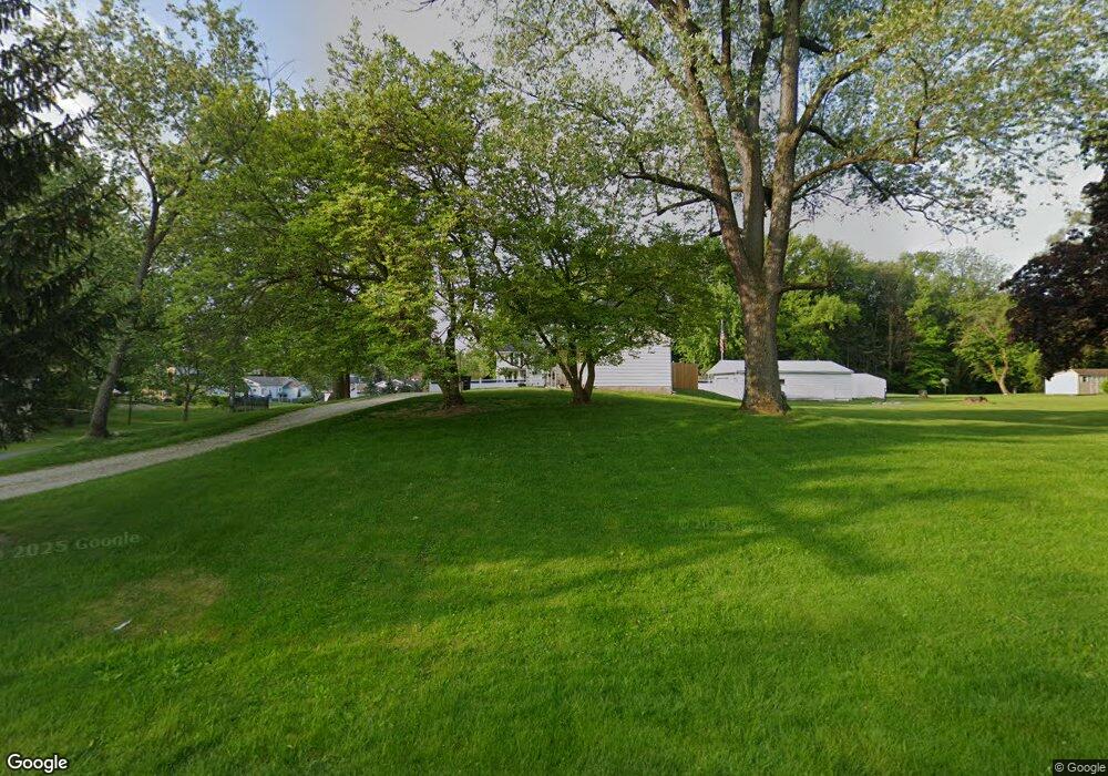 604 Vine St, Lagrange, IN 46761 - photo 1