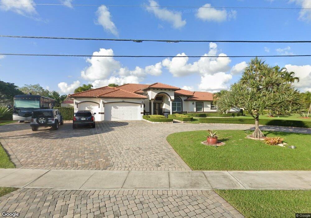 unlisted-address, Davie, FL 33326 - photo 1