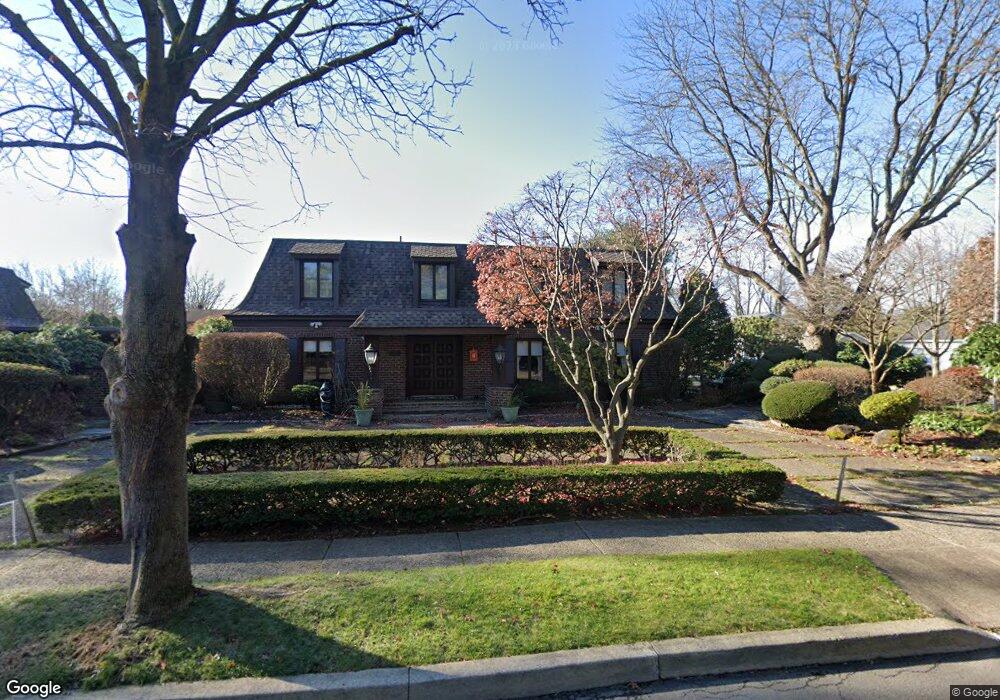 33 Sahara Dr, Kingston, PA 18704 - photo 1