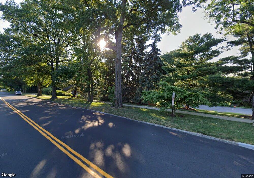 147 Knapps Hwy, Fairfield, CT 06825 - photo 1