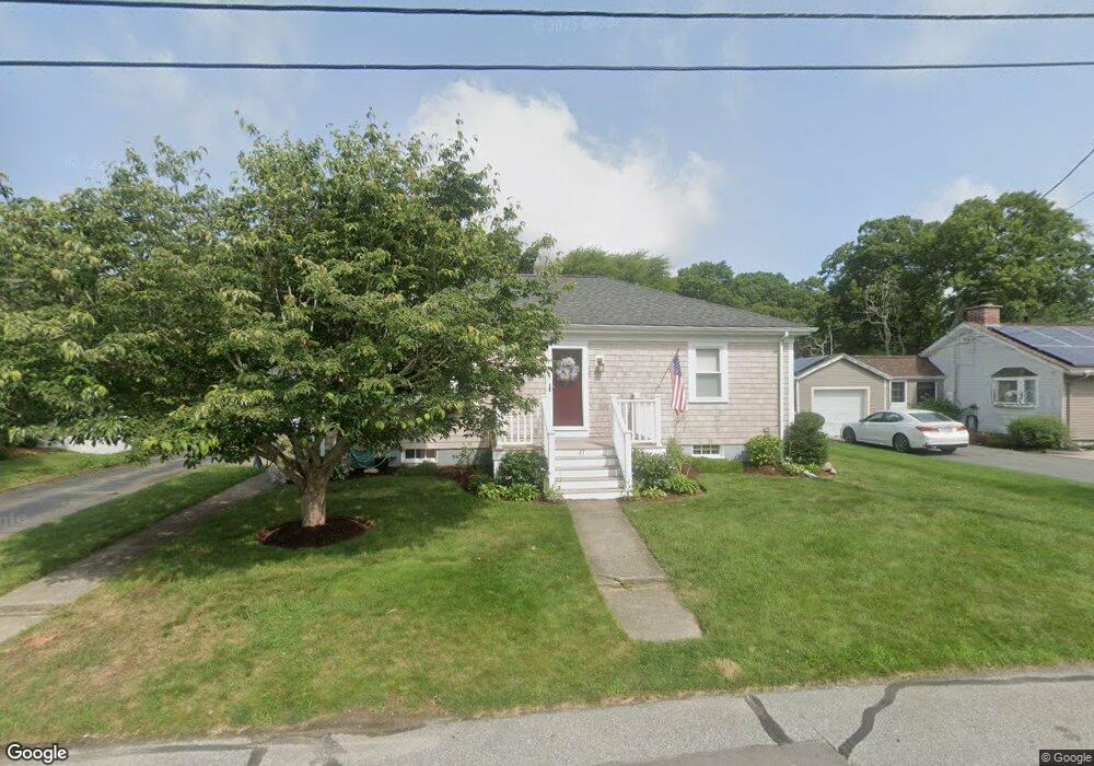 43 Smith St, South Dartmouth, MA 02748 - photo 1