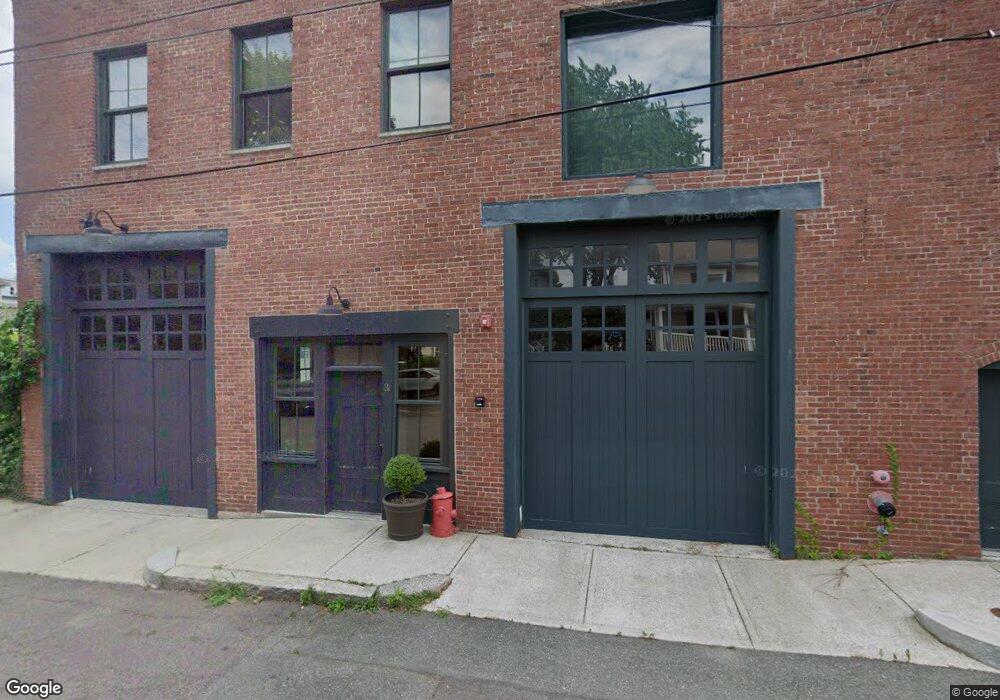 3 Webster St unit 4, Salem, MA 01970 - photo 1