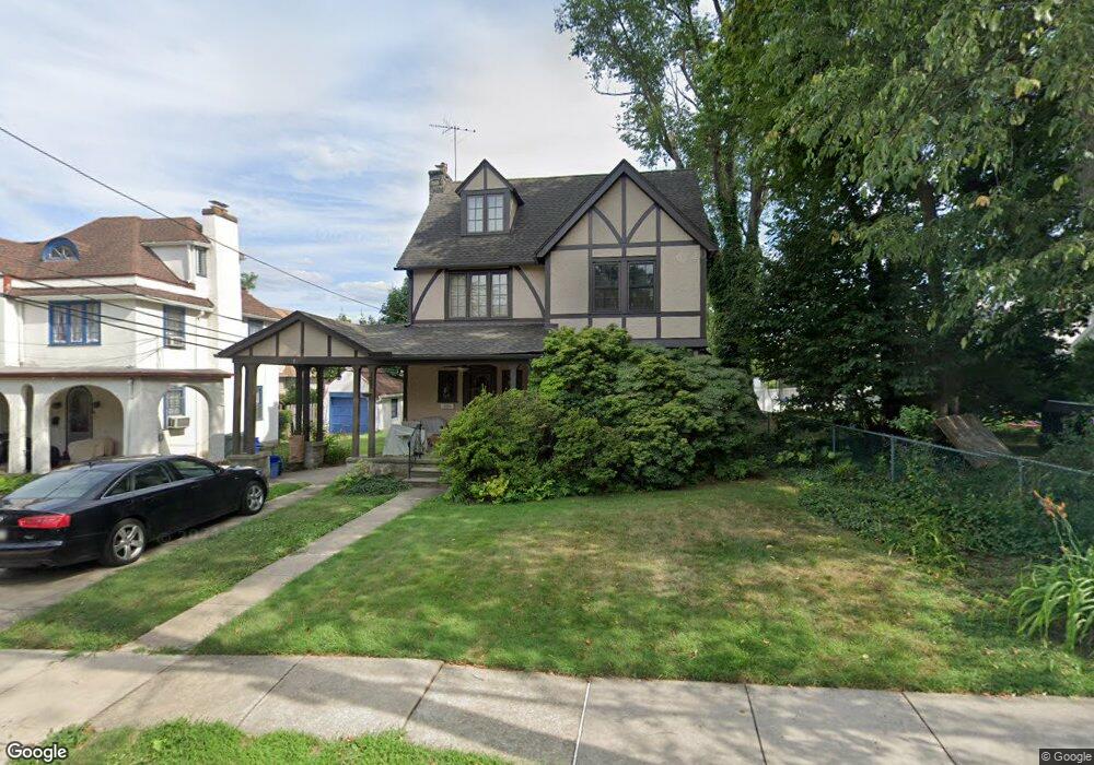 2104 Greenhill Rd, Lansdowne, PA 19050 - photo 1