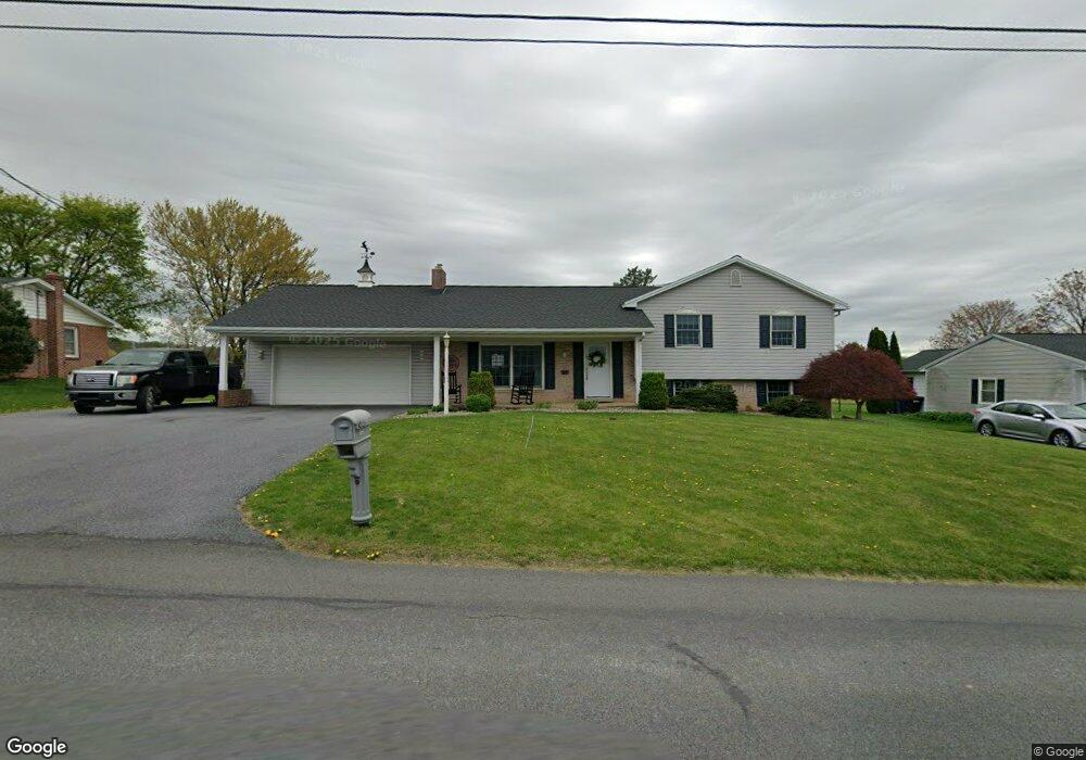 620 S Kinzer Ave, New Holland, PA 17557 - photo 1