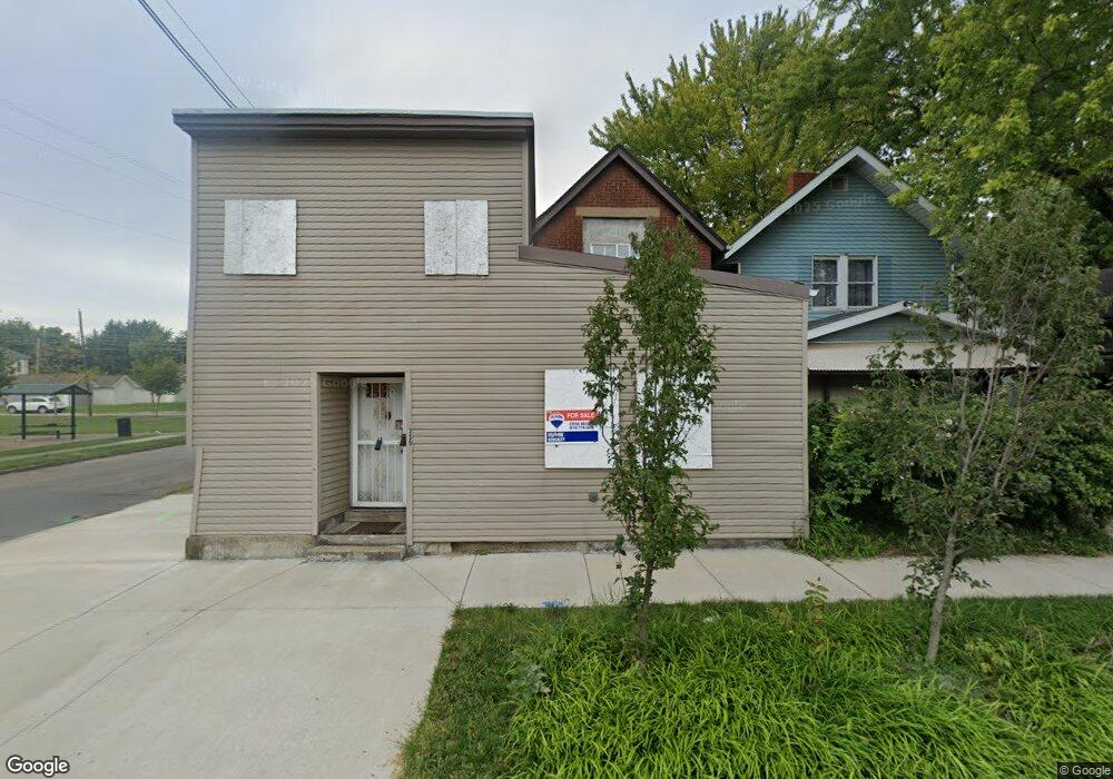 352 E Innis Ave, Columbus, OH 43207 - photo 1