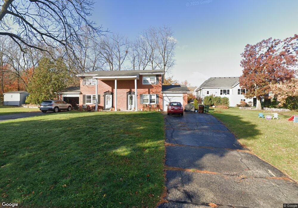 517 1st St unit 19, Delafield, WI 53018 - photo 1