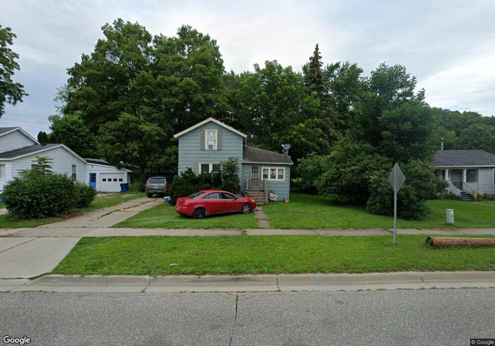 326 S Main St, Vassar, MI 48768 - photo 1