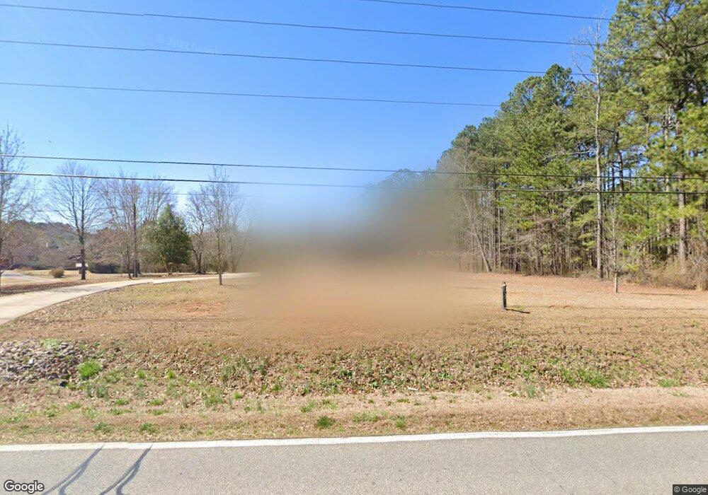 1620 Minix Rd, Sharpsburg, GA 30277 - photo 1