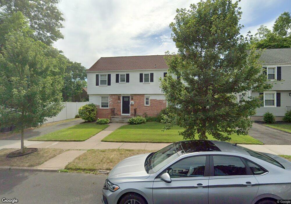 481 Bellevue Rd, New Haven, CT 06511 - photo 1