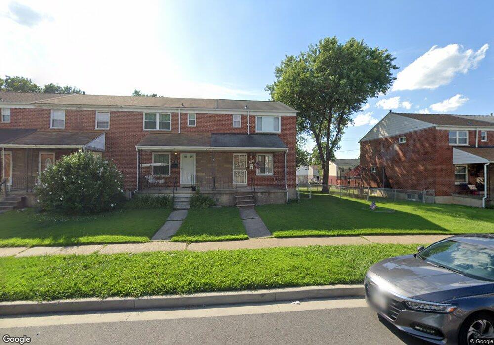 1030 Foxwood Ln, Essex, MD 21221 - photo 1