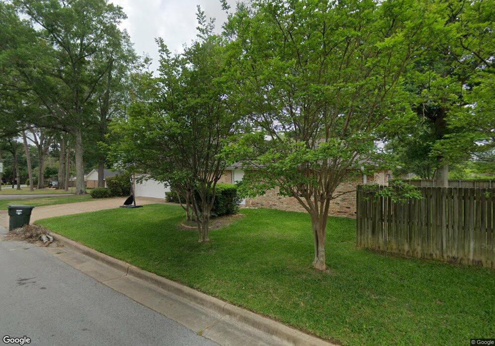 1312 Kingspark Dr, Tyler, TX 75703 - photo 1
