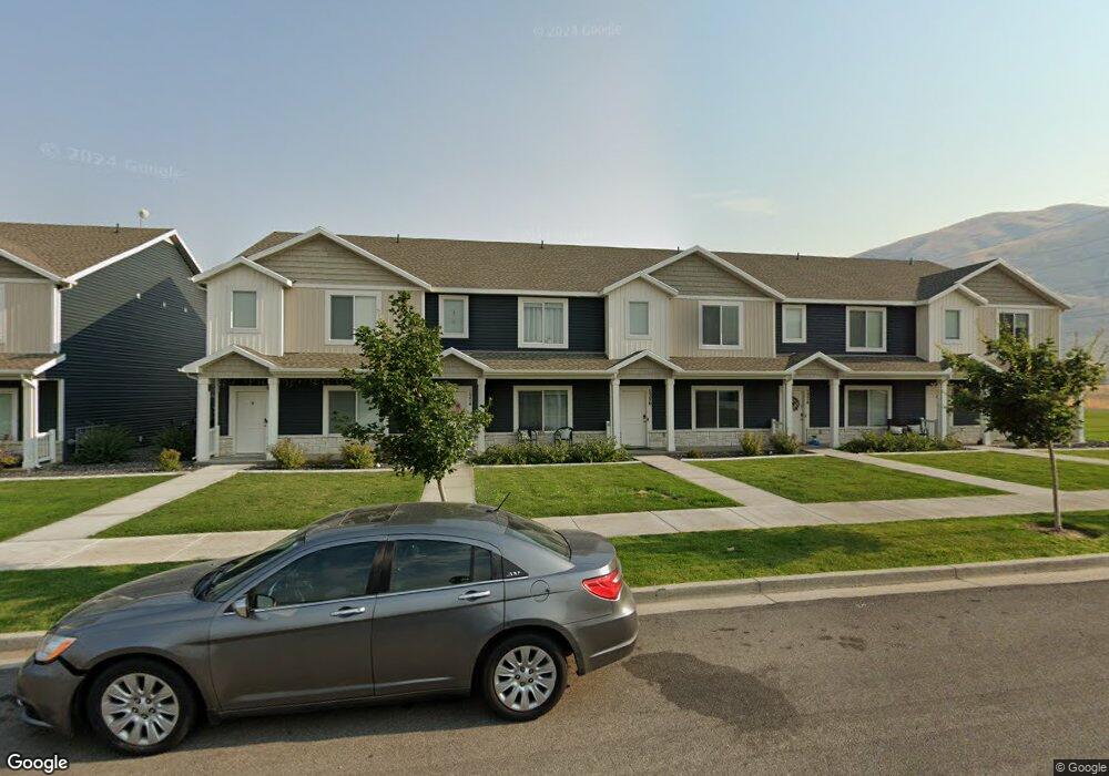 1574 E 460 S, Hyrum, UT 84319 - photo 1