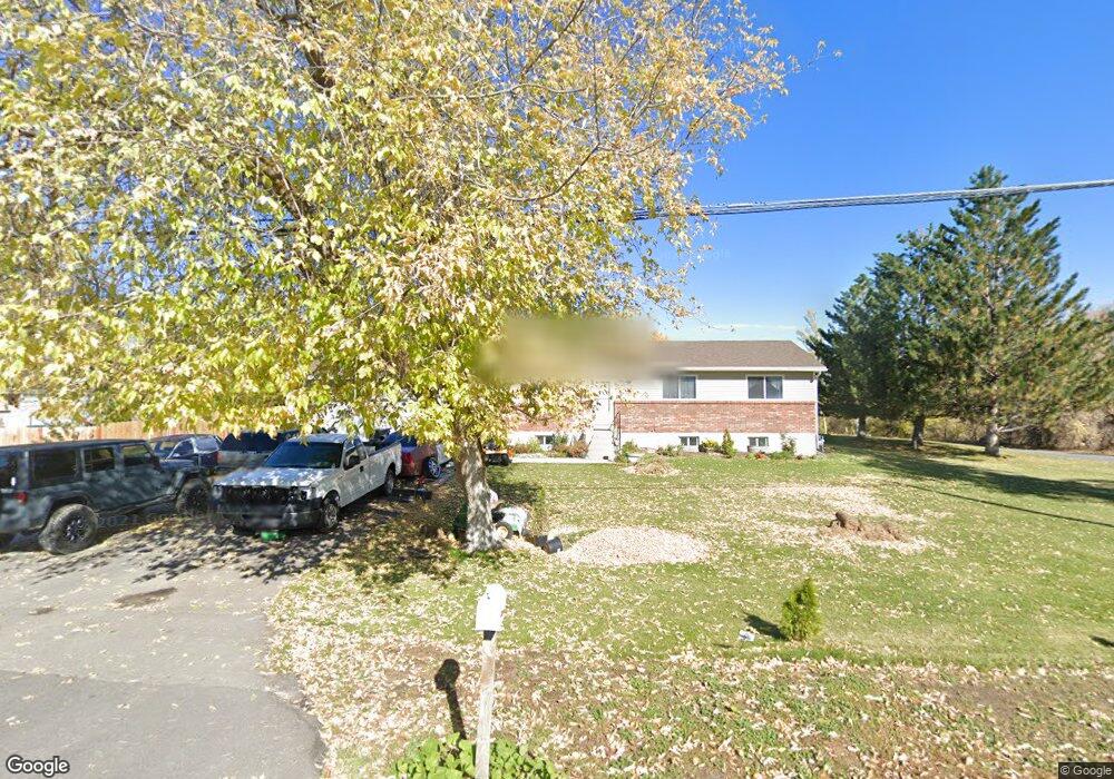 195 E 100 S, Hyrum, UT 84319 - photo 1