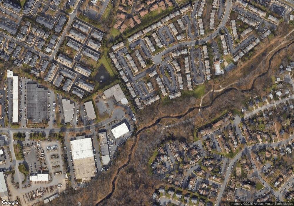 4143 Pleasant Meadow Ct, Chantilly, VA 20151 - photo 1