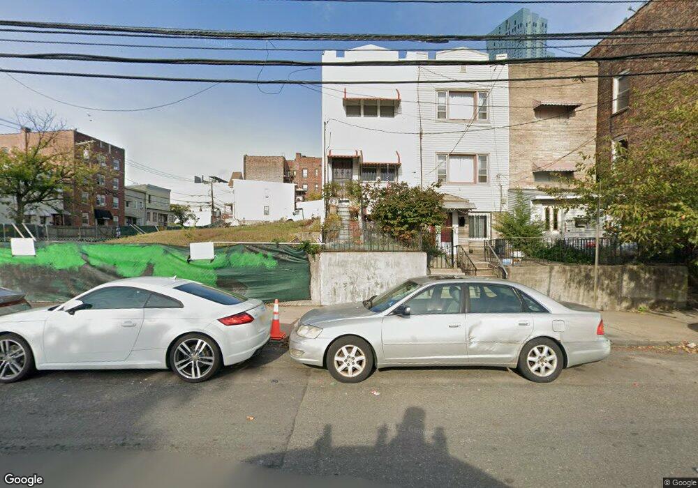 173 Baldwin Ave, Jersey City, NJ 07306 - photo 1