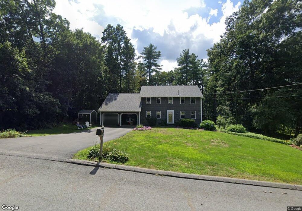 13 Thoreau Dr, Nashua, NH 03062 - photo 1