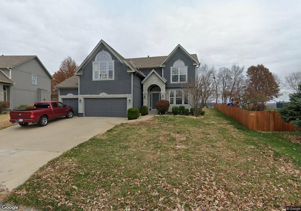 5935 Lone Elm Rd, Shawnee, KS 66218 - photo 1